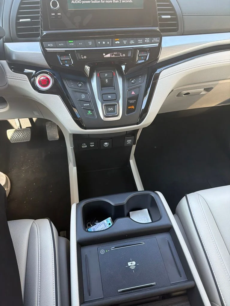 New 2026 Gray Honda Touring image 17