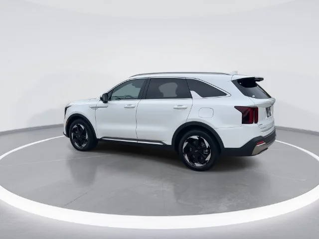 Used 2025 White Kia SX Prestige image 5