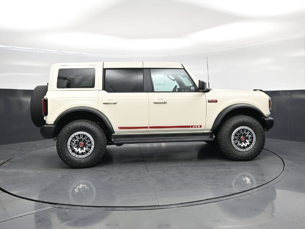 New 2026 White Ford Outer Banks image 39