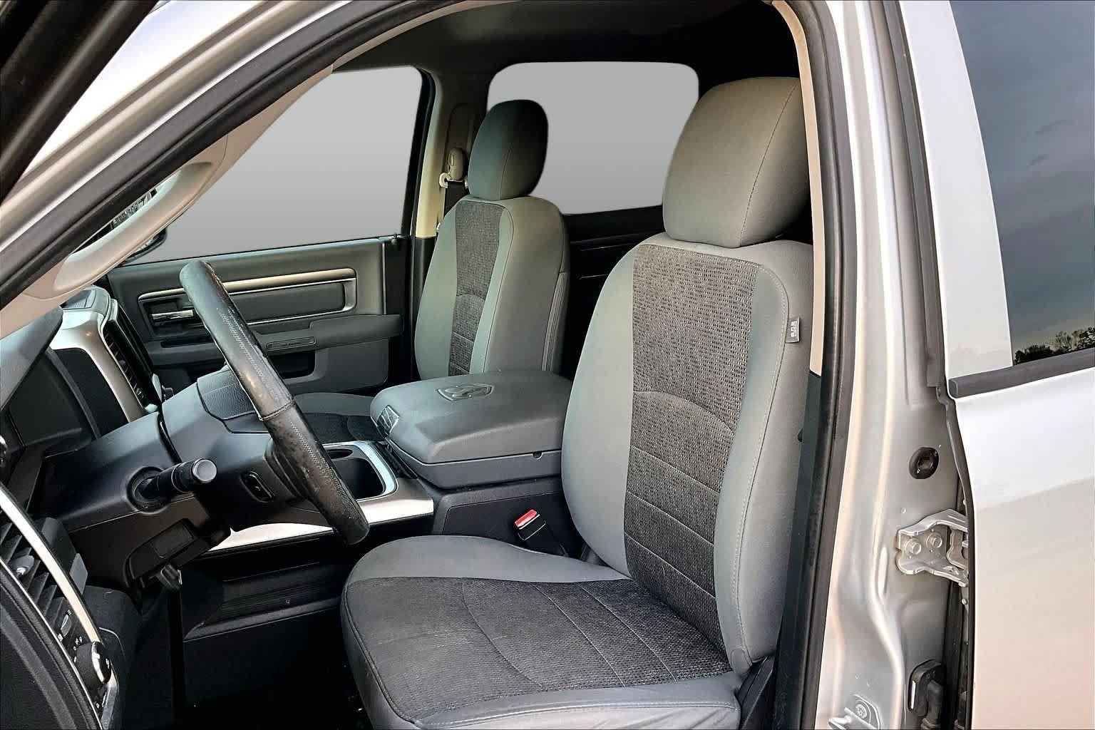 Used 2016 Bright Silver Metallic Clearcoat Ram Lone Star image 7