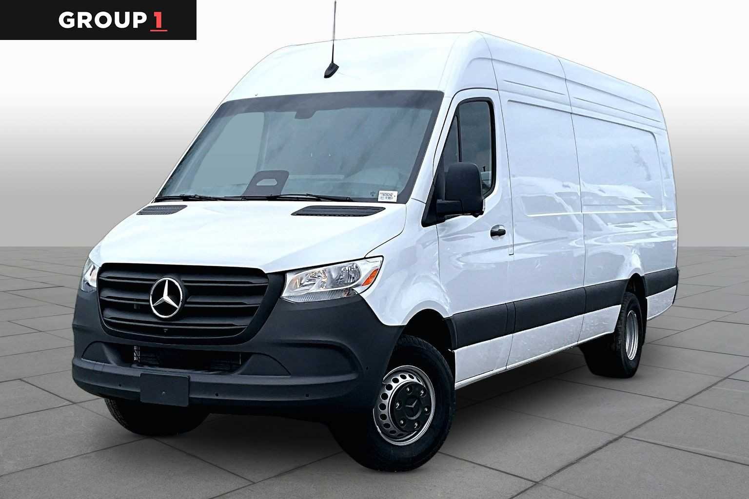 2026 Mercedes-Benz Sprinter 3500 170 Ext WB HO High Roof's photo