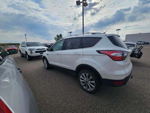 Used 2018 White Platinum Clearcoat Metallic Ford Titanium image 37