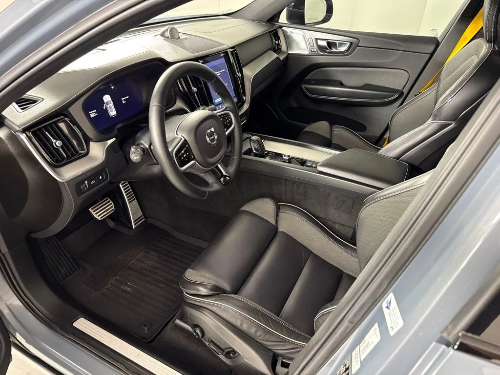 Used 2022 Gray Metallic Volvo polestar-engineered image 31