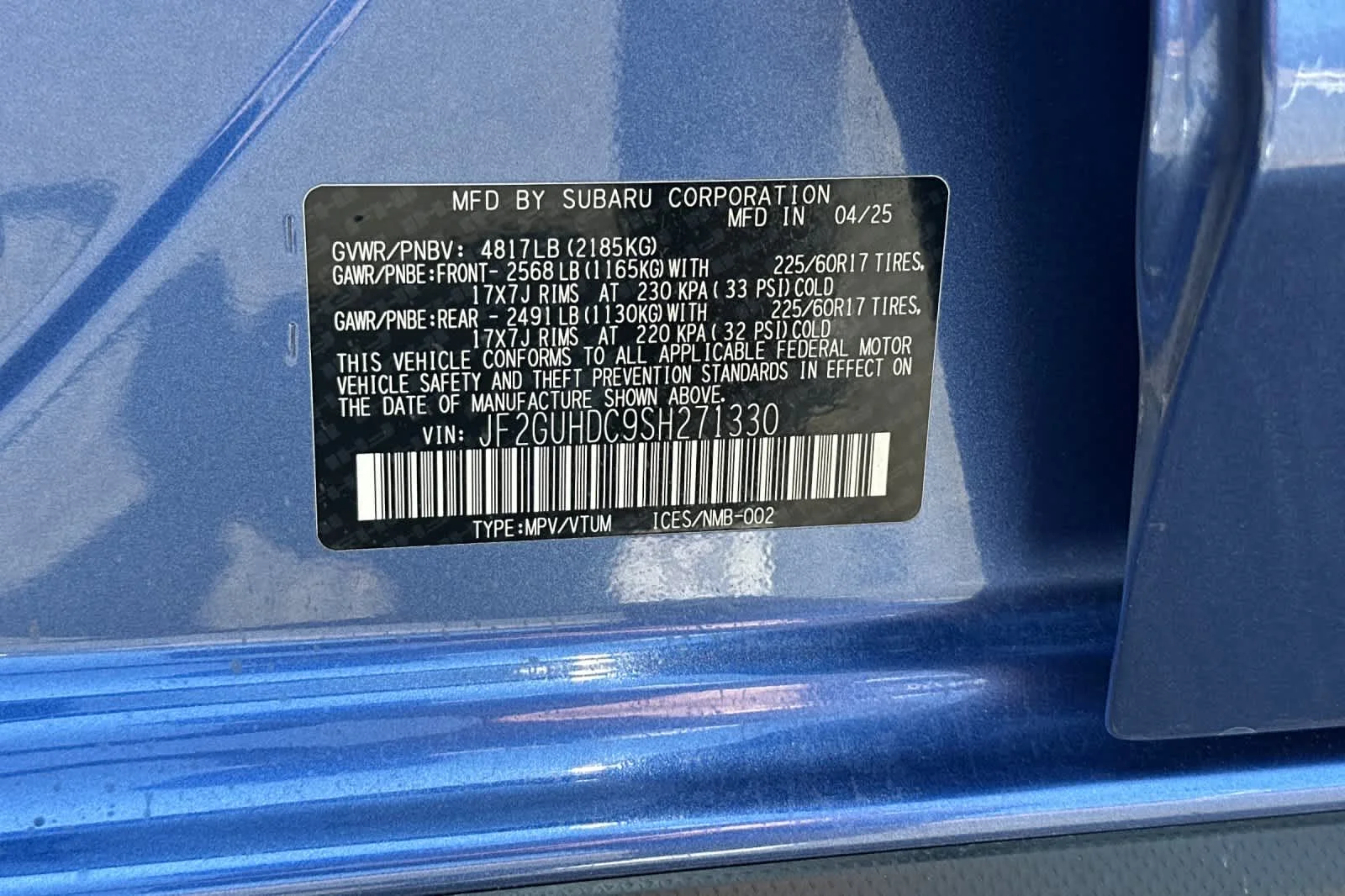 Certified Used 2025 Daybreak Blue Pearl Subaru Premium image 32