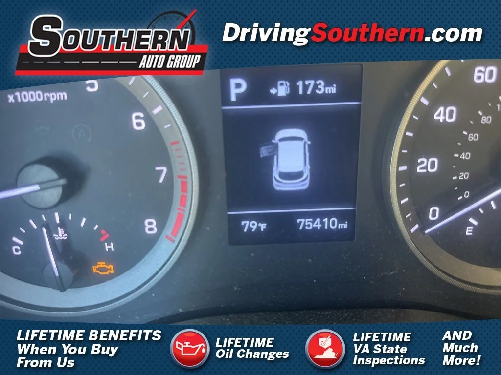 Used 2019 White Hyundai SE image 1