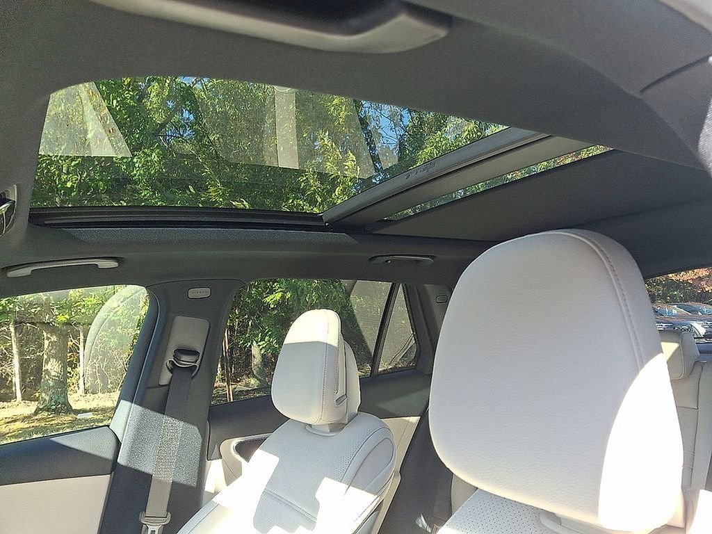 Certified Used 2026 Black Mercedes-Benz GLC 300 image 12