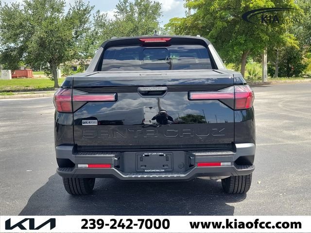 Used 2022 Phantom Black Hyundai SEL image 5
