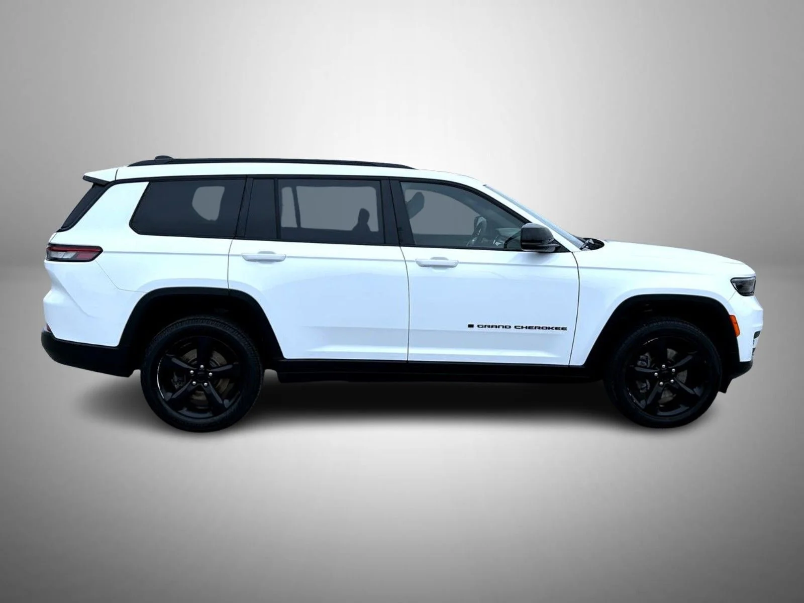 Certified Used 2024 White Jeep Altitude X image 4