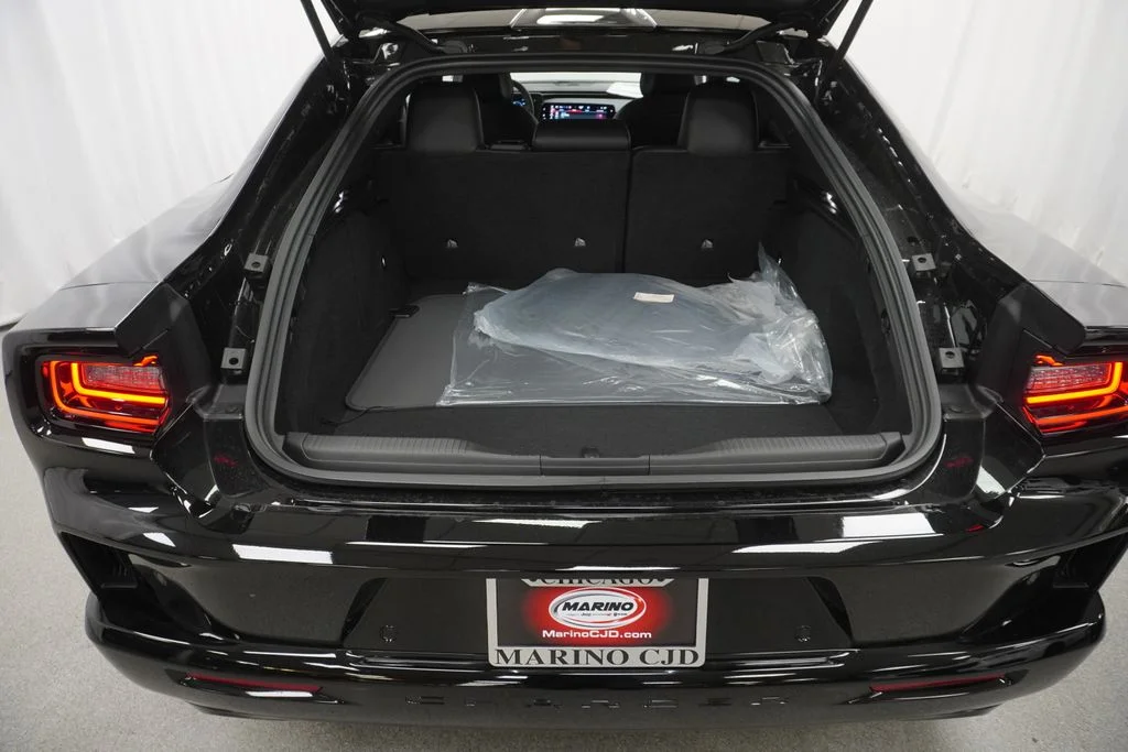 New 2026 Diamond Black Crystal Pearlcoat Dodge Scat Pack image 29