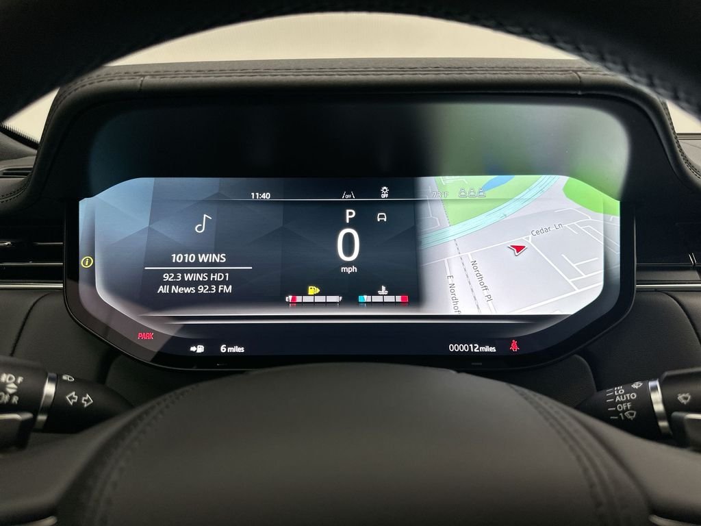 New 2026 Santorini Black Land Rover SE image 23