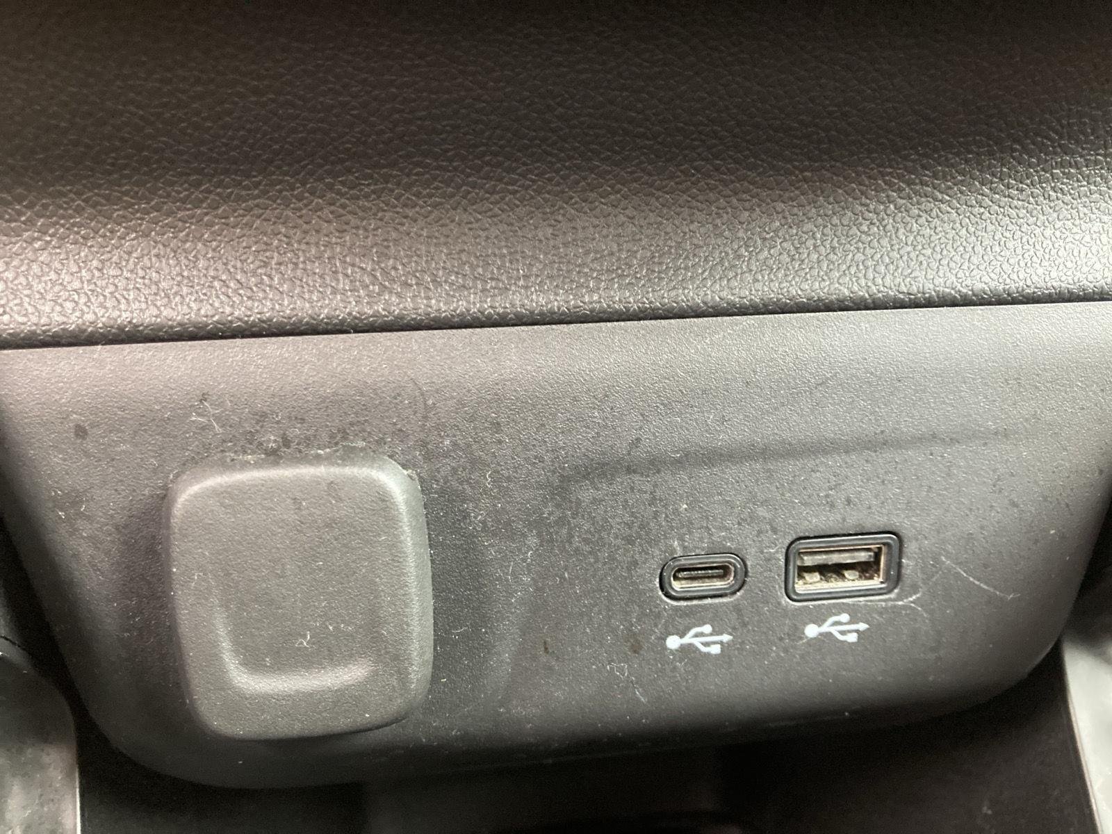 Used 2024 Cacti Green Chevrolet ACTIV image 23