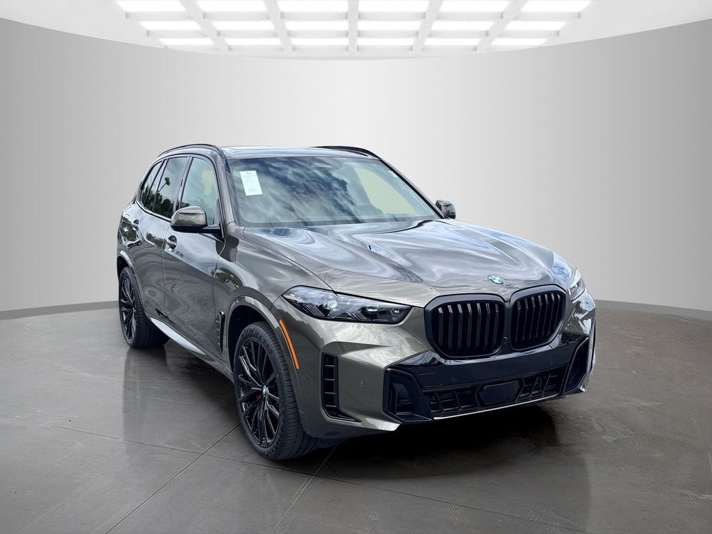 New 2026 Manhattan Green Metallic BMW sDrive40i image 8