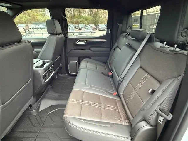 2026 Chevrolet Silverado 1500 High Country - Photo 14