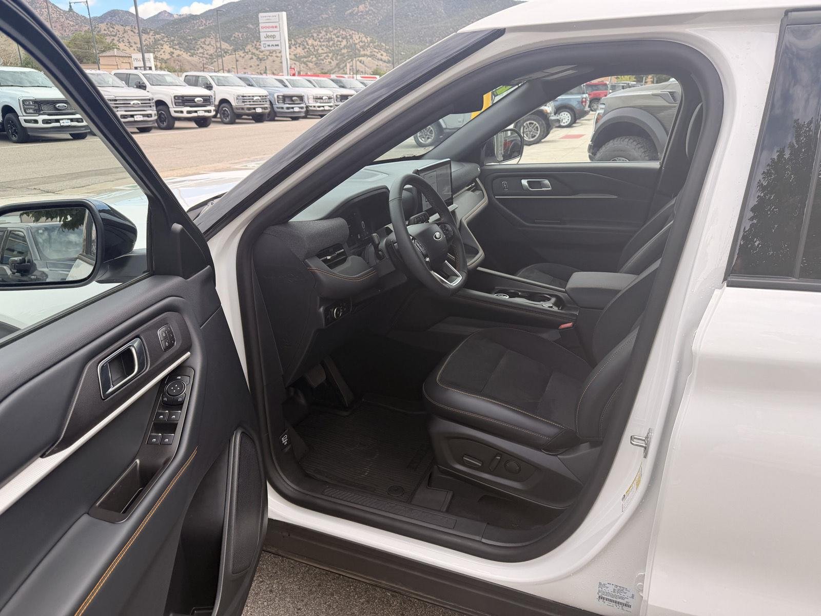 Used 2026 Star White Ford Tremor image 8