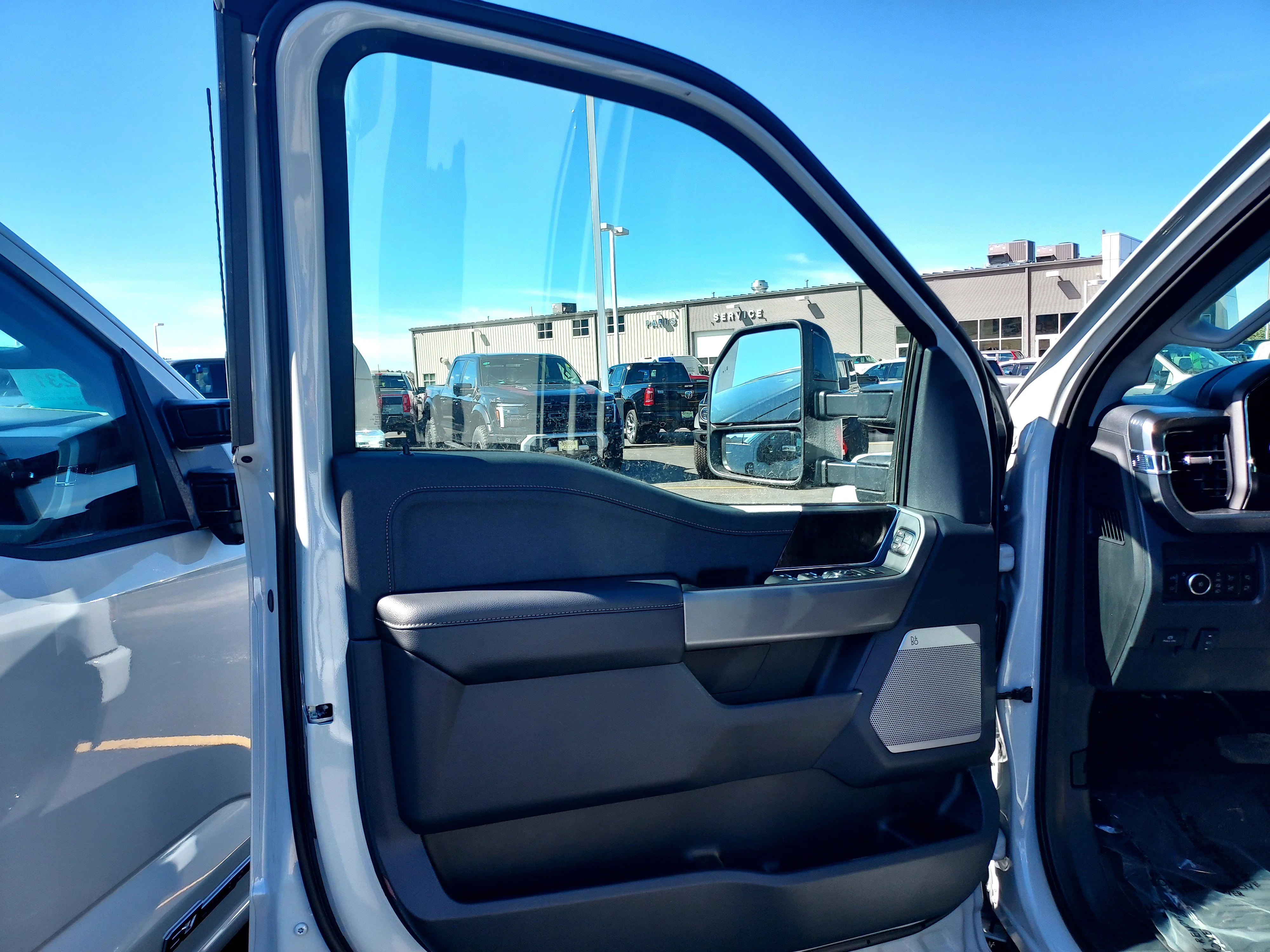 New 2026 Avalanche Ford LARIAT image 12