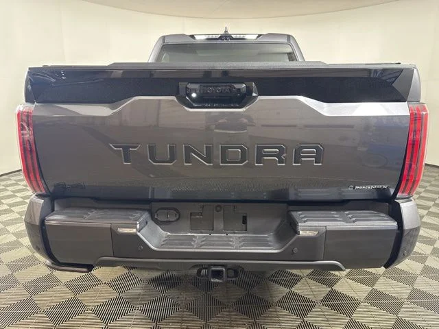 2025 Toyota Tundra Platinum - Photo 23