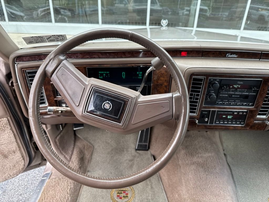 Used 1992 Brown Cadillac Base image 15