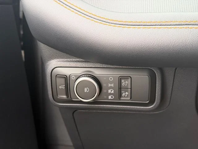 New 2026 Carbonized Gray Metallic Ford Tremor® image 17
