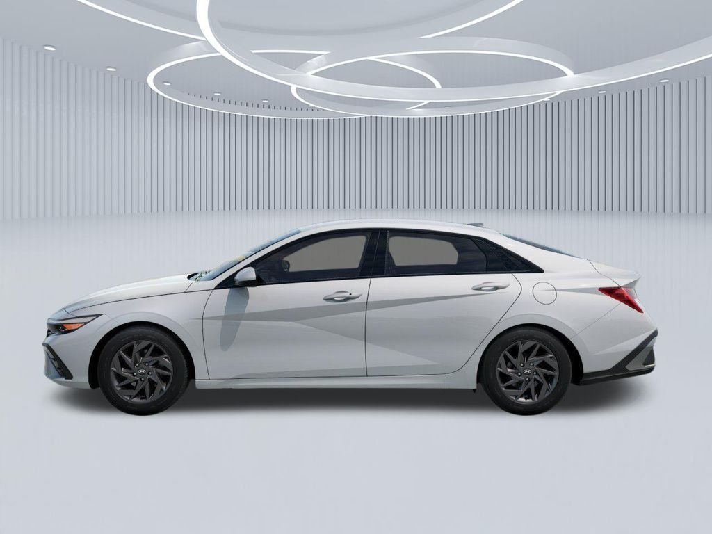 New 2026 White Hyundai Blue image 3