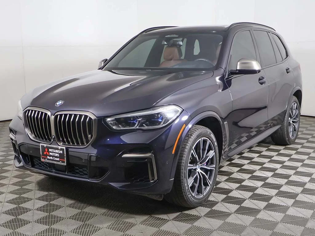 Used 2022 Black BMW M50i image 12