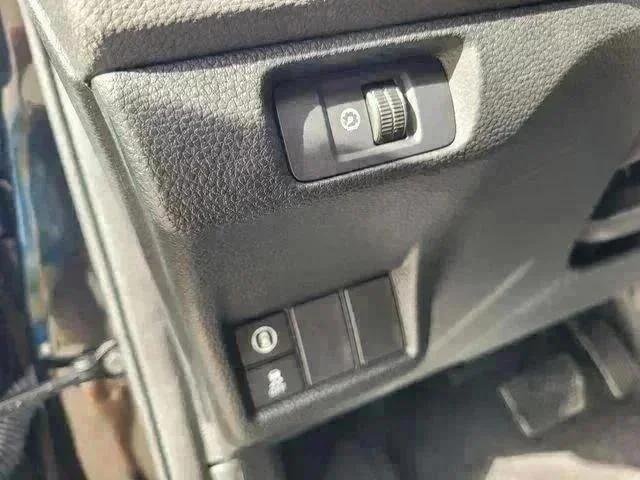 Used 2024  Honda LX image 19