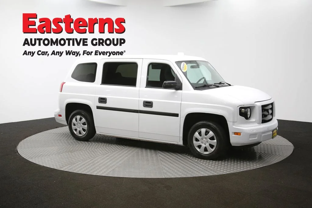 Used 2014 White VPG Taxi image 43