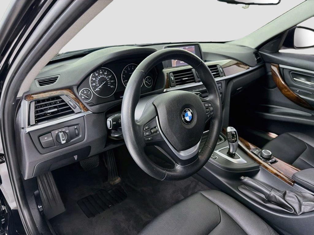 Used 2014 Jet Black BMW 328i xDrive image 9