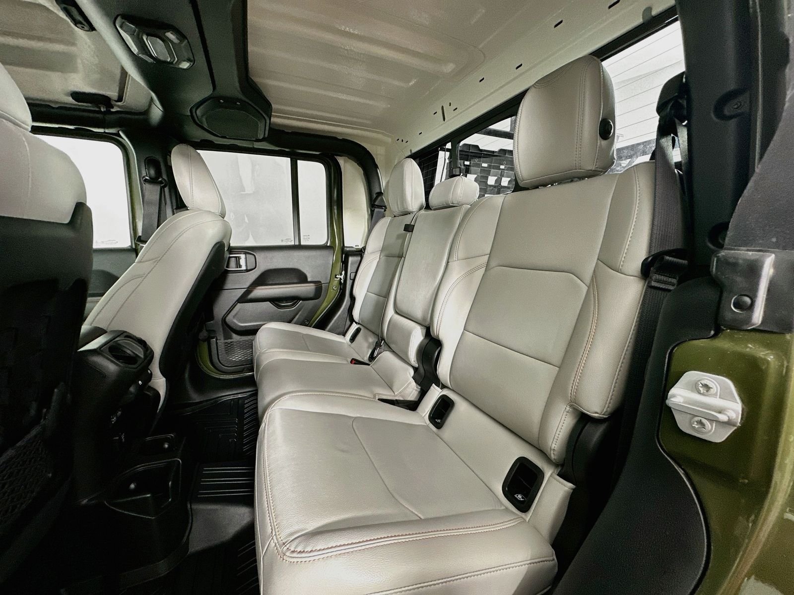 Used 2023 Sarge Green Clearcoat Jeep Mojave image 23