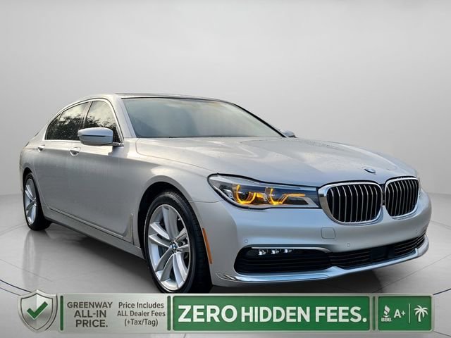 2018 BMW 7 Series 750i's photo