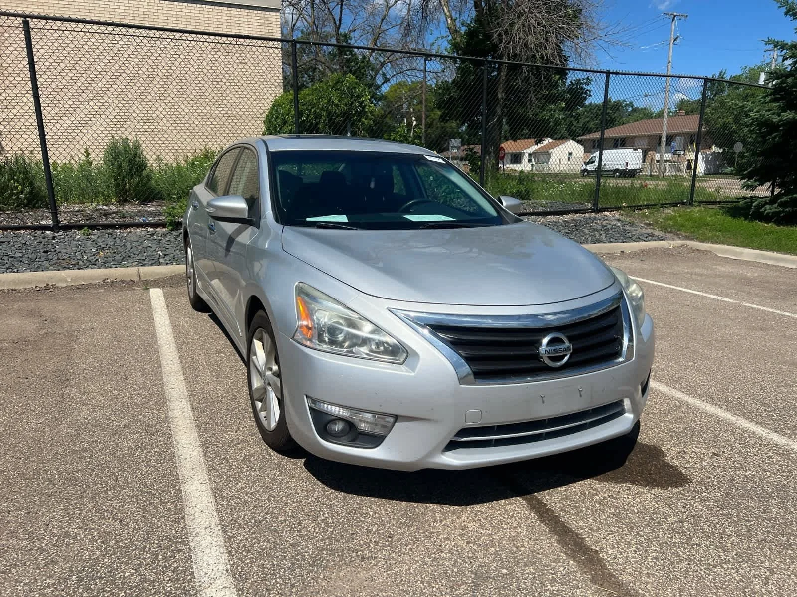 Used 2015 Nissan Altima SV with VIN 1N4AL3AP7FC412938 for sale in Minneapolis, MN