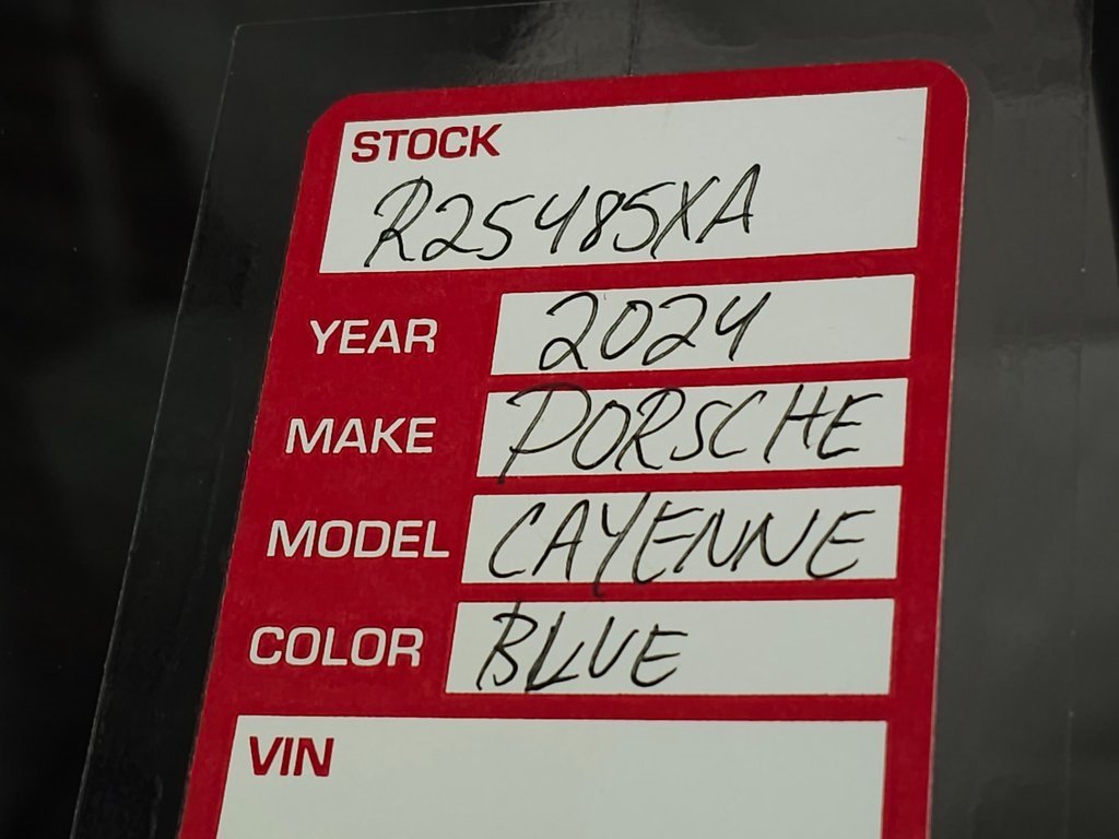 2024 PORSCHE CAYENNE - Image 43
