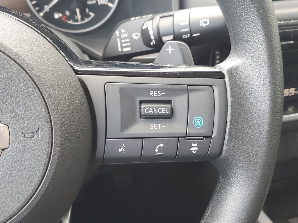 Used 2021 Scarlet Ember Tintcoat Nissan SV image 14