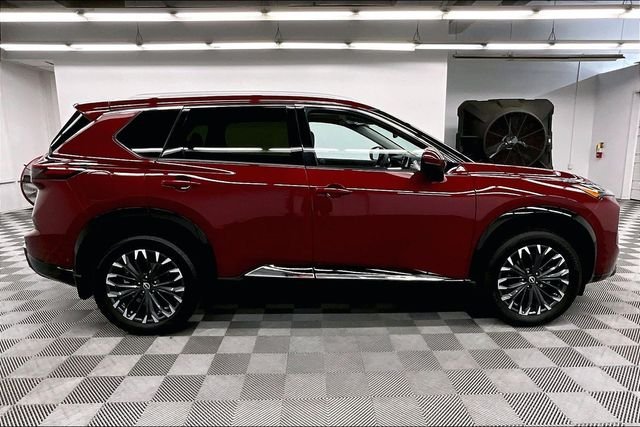 2025 Nissan Rogue Platinum - Photo 15