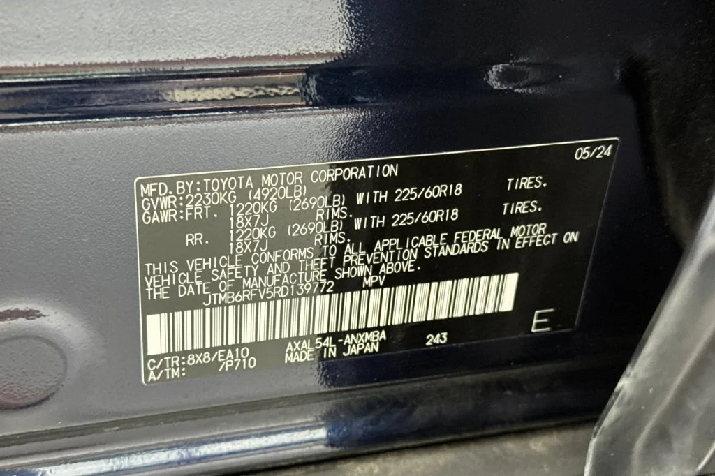 2024 Toyota RAV4 XLE Premium - Photo 29