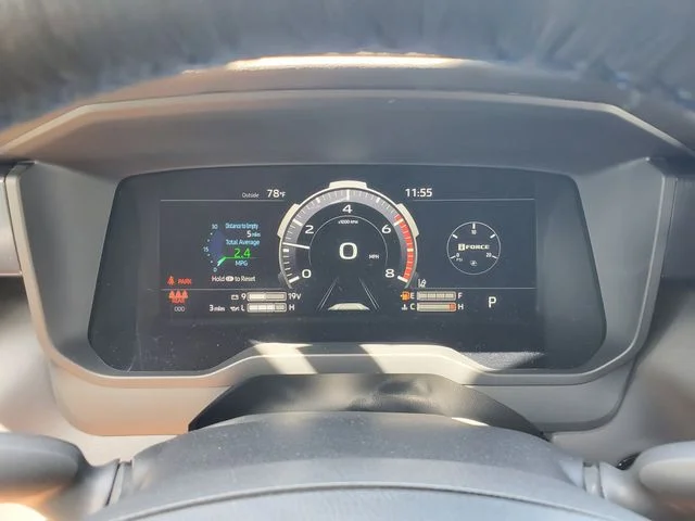 New 2026 Silver Toyota Platinum image 26