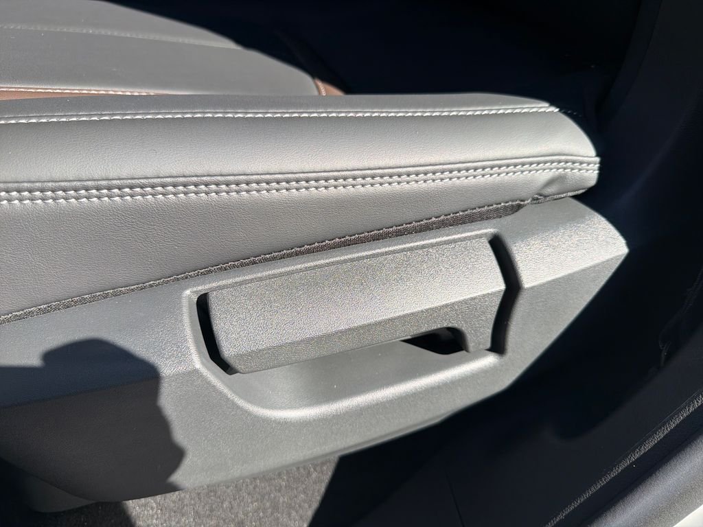 New 2026 Nissan Armada SL 4D Sport Utility