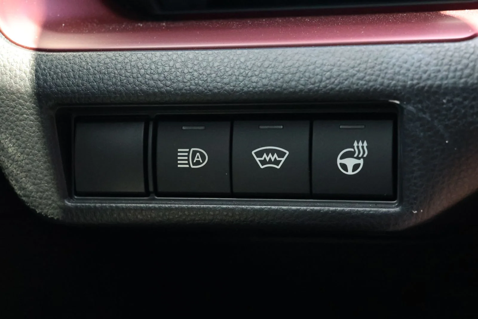 2026 Toyota Prius Plug-in Hybrid XSE - Photo 23