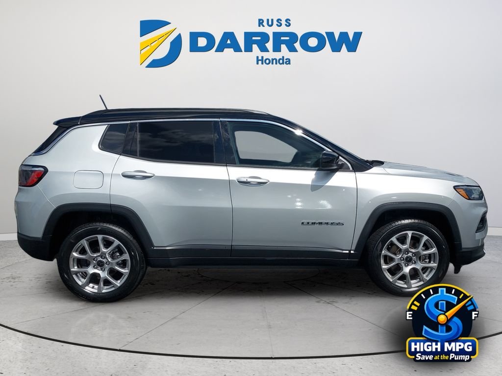 Used 2025 Silver Jeep Limited image 6