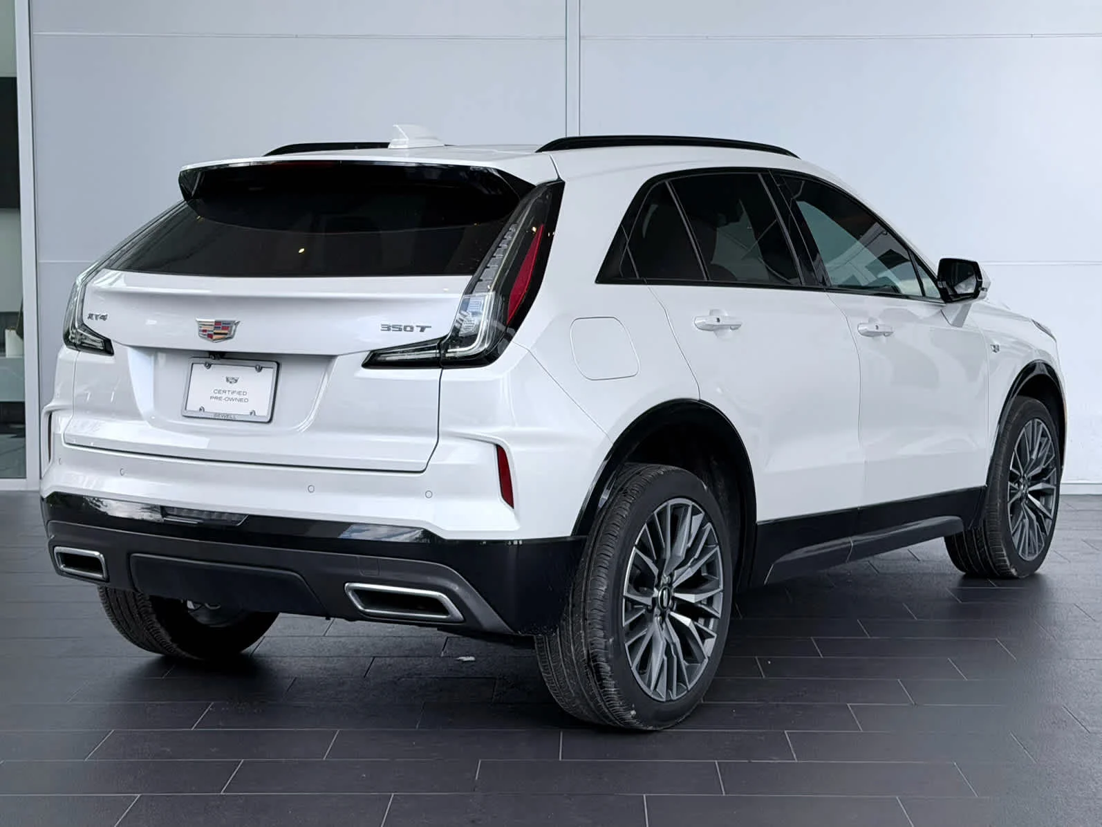 Certified Used 2024 Crystal White Tricoat Cadillac Sport image 4