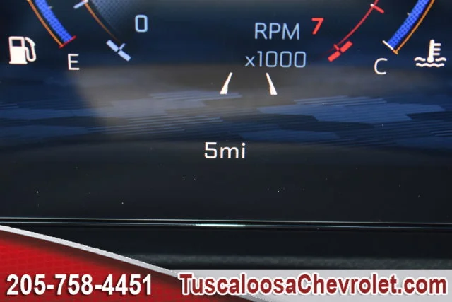New 2027 Mosaic Black Metallic Chevrolet LT image 28