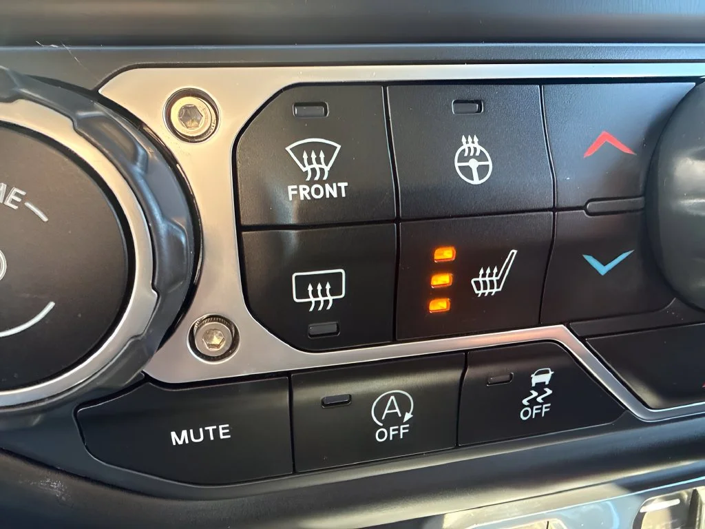 Used 2020 Yellow Jeep Unlimited Sport S image 20
