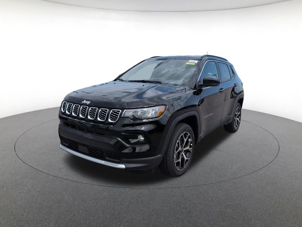 New 2026 Diamond Black Crystal Pearl-Coat Exterior Paint Jeep Limited image 12