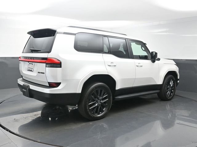 Used 2024 White Lexus 550 Premium image 7