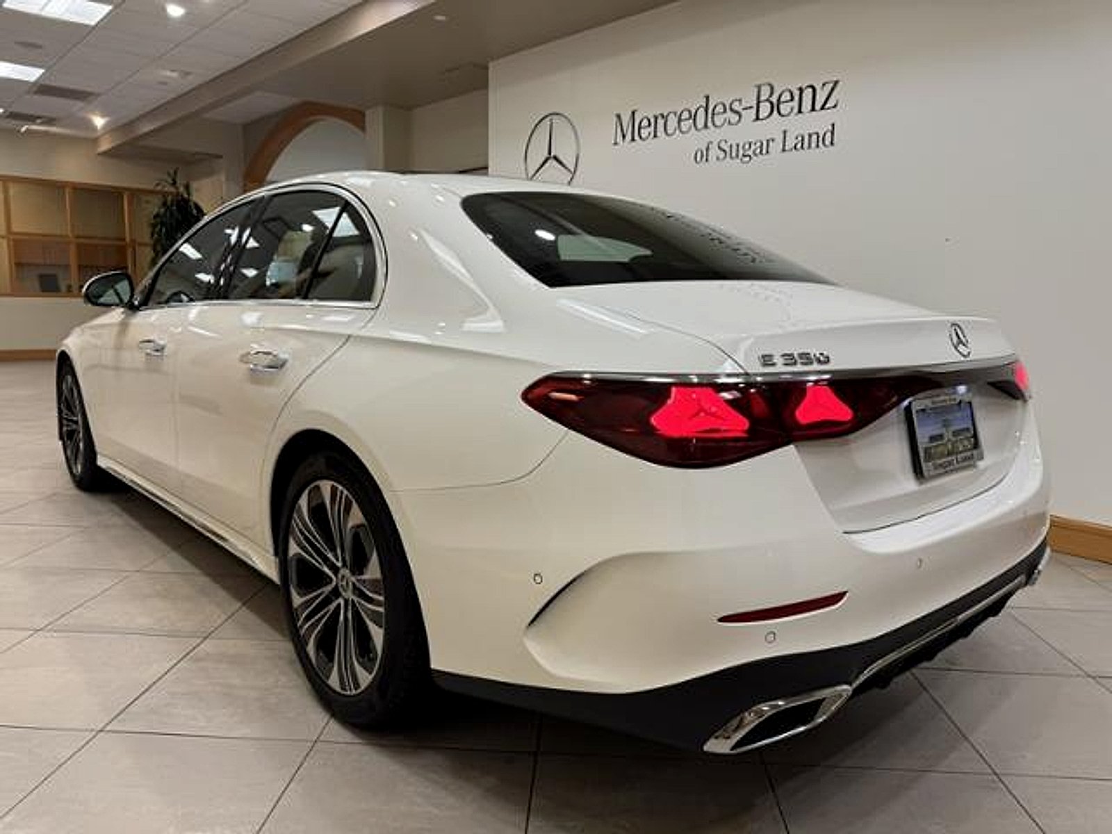 Used 2025 Polar White Mercedes-Benz  image 3