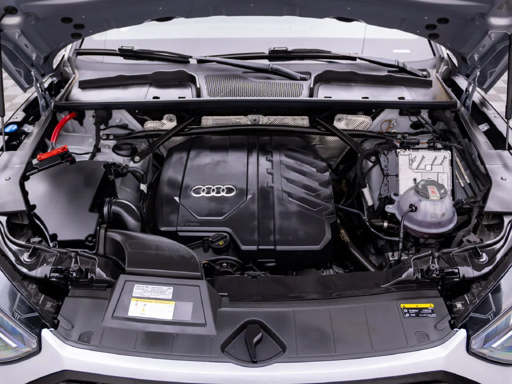 Used 2023 Silver Audi 45 S line Premium image 31