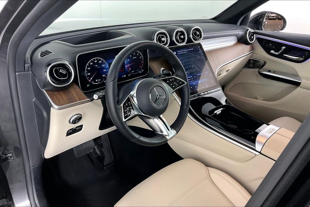 2024 Mercedes-Benz GLC GLC 300 - Photo 10