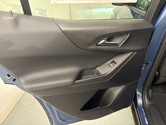 2027 Chevrolet Equinox LT - Photo 17