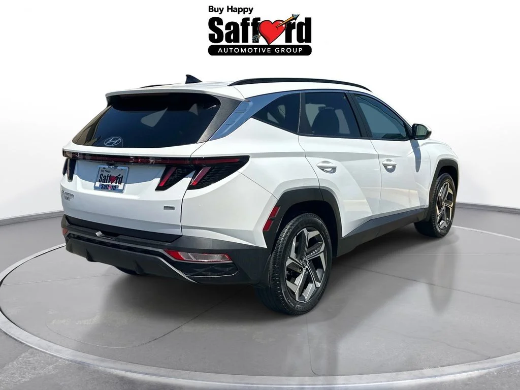 Used 2023 White Hyundai SEL image 9