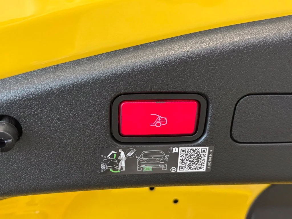 New 2027 Yellow Mercedes-Benz CLE 450 image 27