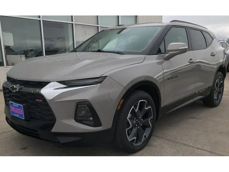 Certified Used 2021 Pewter Metallic Chevrolet RS image 4